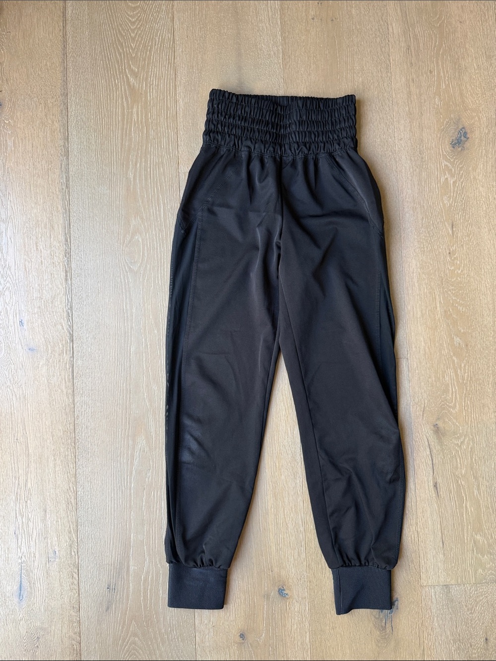 Five Dancewear Black Smocked-Waist Jogger Pants, YXL